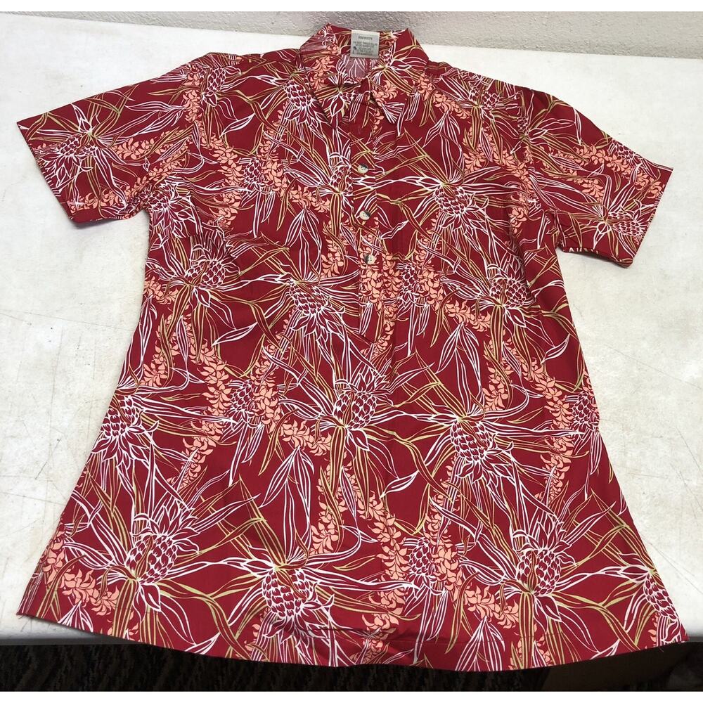 GO BAREFOOT Womans Hawaiian Shirt Half Button Clousure Pullover Size M Red